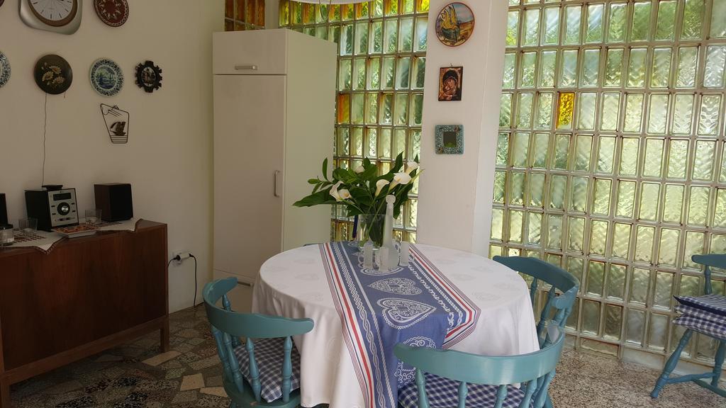 Holiday House Altea Banjole Room photo