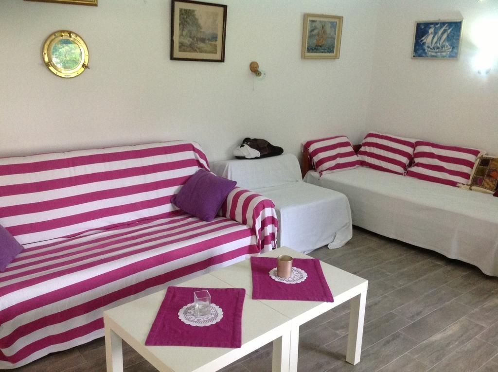 Holiday House Altea Banjole Room photo